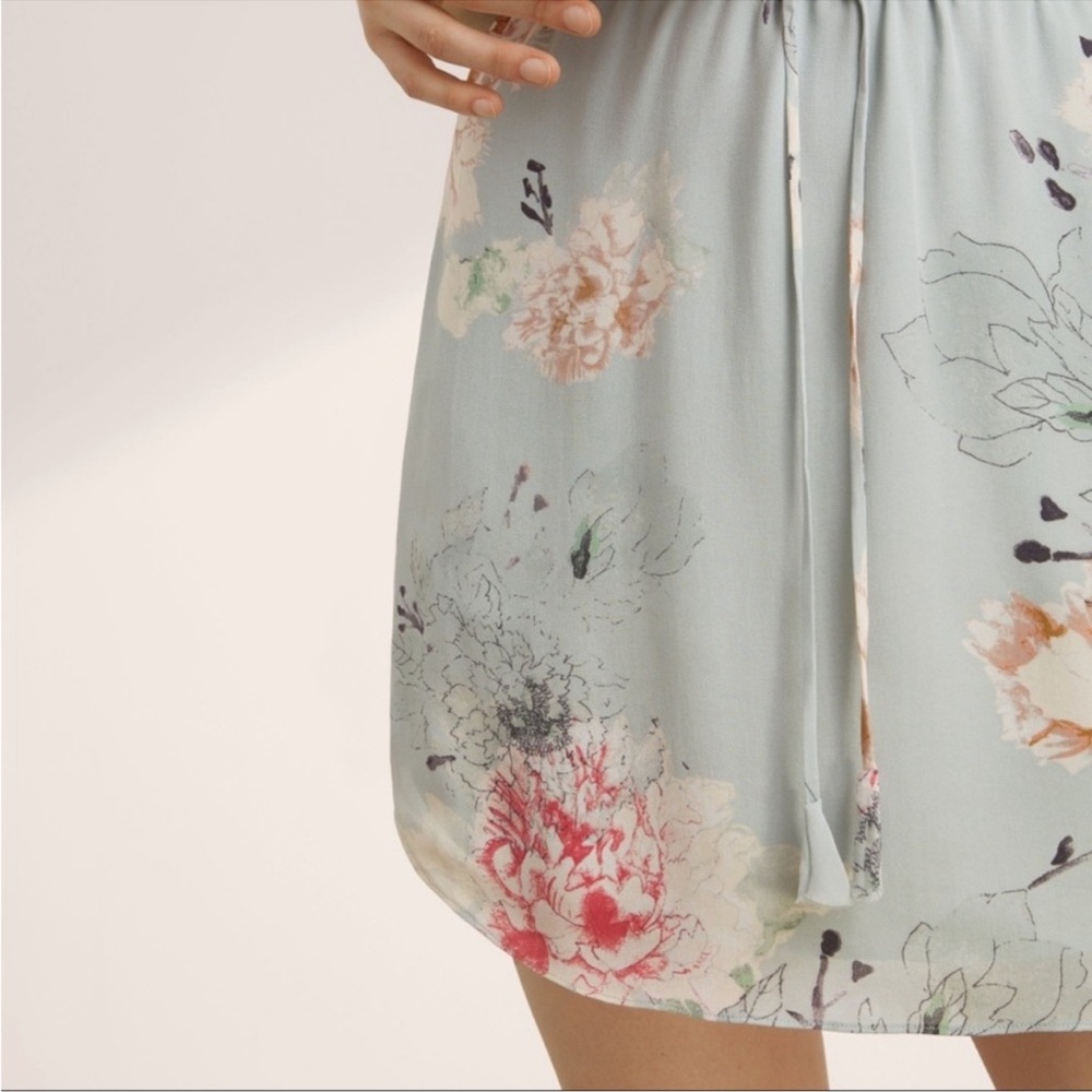 Aritzia Babaton Benedict Floral Sleeveless Dress in Light Blue - Picture 3 of 6